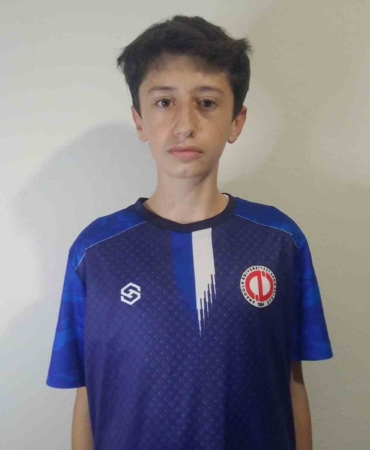 Bilecikli başarılı futbolcu 3. Lig’e transfer oldu