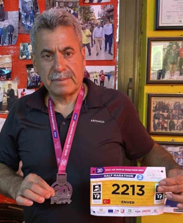 Bursalı esnaf yarı maratonda Türkiye’yi temsil etti