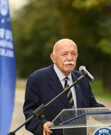 Büyükşehir Belediyesi’nden Erdem Saker’e vefa