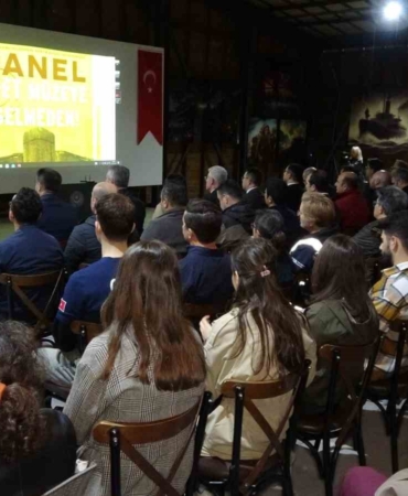 Çanakkale’de ’Afet Müzeye Gelmeden’ konulu panel düzenlendi