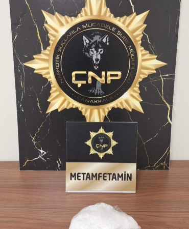 Çanakkale’de piyasa değeri 700 bin TL değerinde 202,19 gram metamfetamin maddesi ele geçirildi