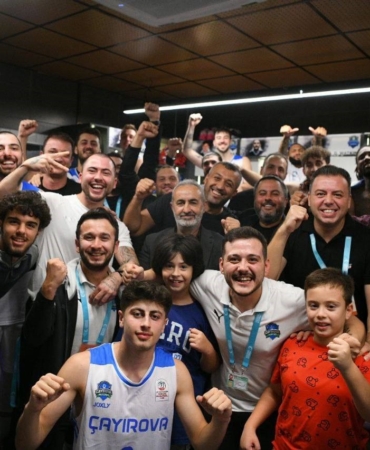 Çayırova Belediyesi’nden parkede bir galibiyet daha