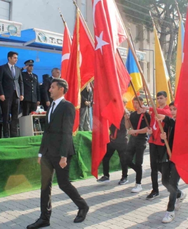 Cumhuriyet Bayramı Manyas’ta törenlerle kutlandı