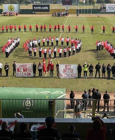 Darıca’da Cumhuriyet’in 101. yılına coşkulu kutlama
