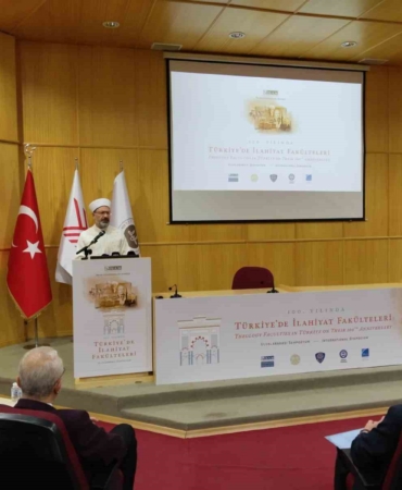 Diyanet İşleri Başkanı Erbaş: "Ahlakın evrensel normlarını kendi bencil dünyalarına hapseden Batı merkezli anlayış, yeryüzünü savaşa mahkum etmiştir"