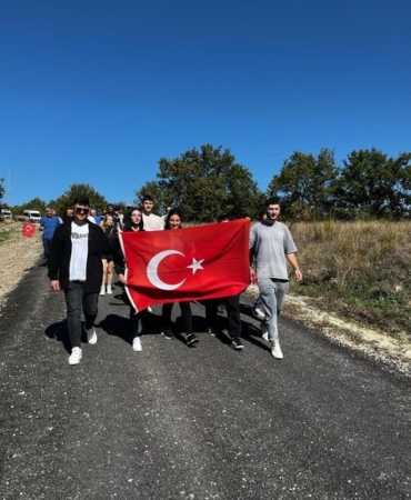 Doğanın güzelliklerini keşfetmeye çıktılar