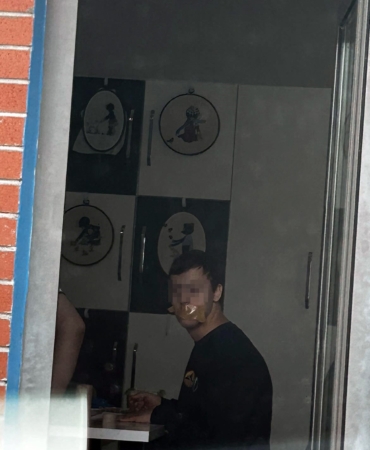 Down sendromlu öğrencinin ağzının bantlandığı fotoğrafa inceleme başlatıldı