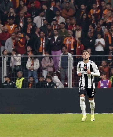 Ernest Muçi ikinci golünü kaydetti