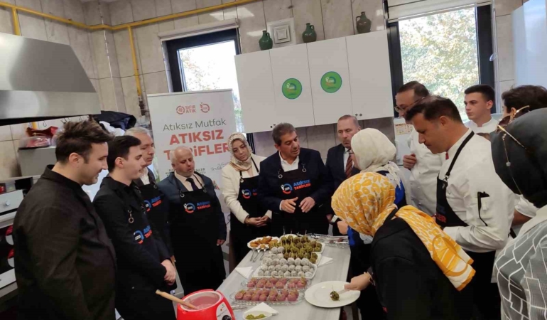 Esenler’de “Atıksız Tarifler” kitabının lansmanı düzenlendi