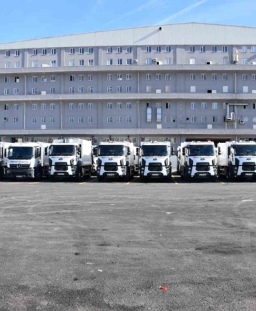 Esenyurt Belediyesi temizlik filosuna 114 yeni araç ekledi