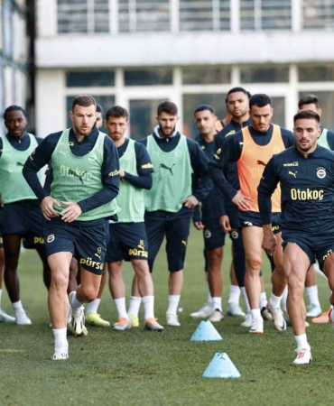 Fenerbahçe, Trabzonspor maçı hazırlıklarını sürdürdü