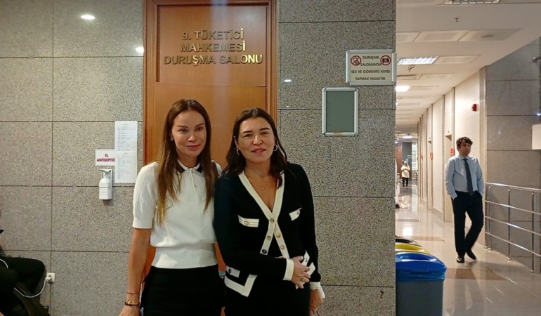 Gazeteci Esin Övet’in görme kaybı yaşadığı olaya ilişkin davada Ebru Şallı tanık olarak dinlendi