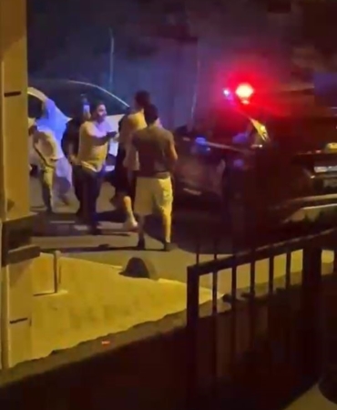 Halkalı’da pazarcı iki aile arasında egzoz sesi yüzünden sopalı kavga: 1 polis memuru yaralandı