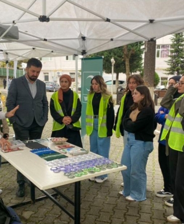 Hendek MYO’da zararlı alışkanlıklar anlatıldı