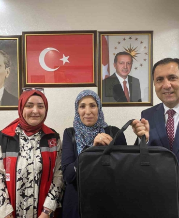 İl Müdürü Türkoğlu’ndan kırtasiye desteği