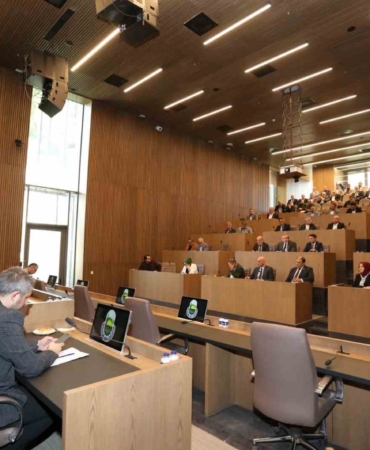 İnegöl Belediyesi’nin 2025 bütçesi 1,8 milyar TL oldu