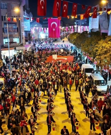 İnegöl’de Cumhuriyetin 101. yılı coşkusu