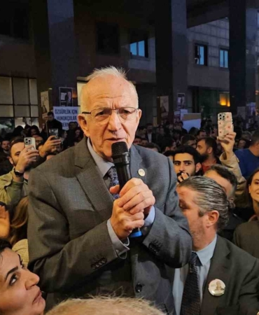 İstanbul Barosu’nun yeni başkanı İbrahim Özden Kaboğlu oldu