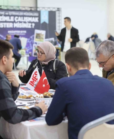 İstihdam Fuarı’nda 42 firma stant açtı
