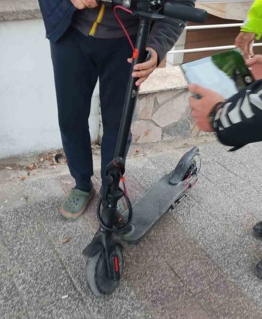 Keşan’da elektrikli scooterdan düşen 15 yaşındaki çocuk yaralandı