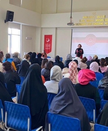 Kırklareli’nde "Kadına Yönelik Şiddet ve Erken Yaşta Evliliklerle Mücadele" eğitimi