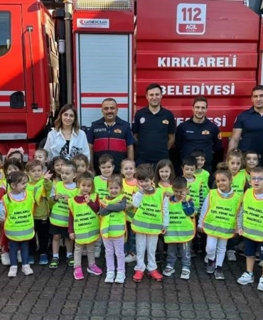 Kırklareli’nde minik öğrenciler itfaiyeci oldu
