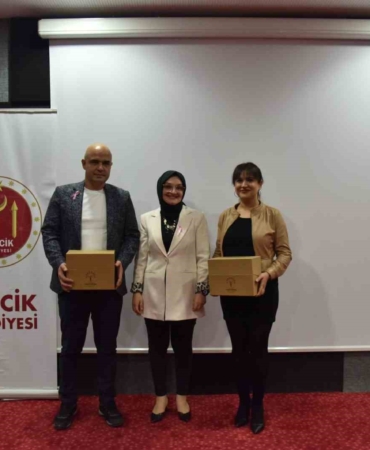 Meme kanseri farkındalık konferansı düzenlendi