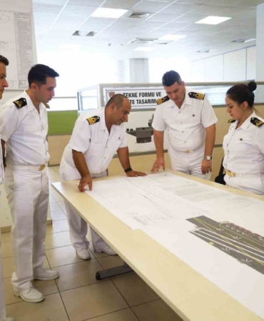 Milli uçak gemisi yakıt ikmalsiz İstanbul’dan New York’a kadar gidip gelebilecek