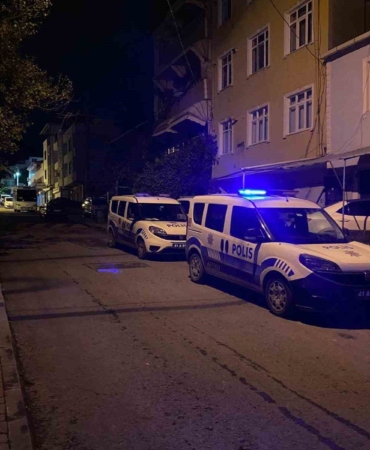 Öksürük uyandırdı, yangını fark ederek tüm binayı kurtardı