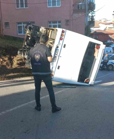 Okula giden anne ve kıza servis aracı çarpmıştı: 2 sanığa toplam 12 yıl hapis