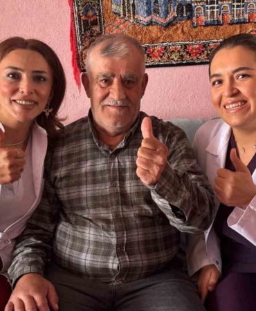 (Özel) Felç geçirdi, "yürüyemezsin" dediler, azmiyle yürümeye başladı