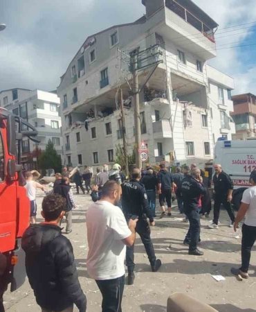 Patlamada yaralanan 3 kişi taburcu edildi