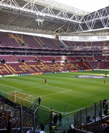 RAMS Park’ta 15. Galatasaray - Beşiktaş derbisi