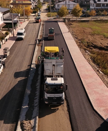 Sakarya Büyükşehir Belediyesi’nden şehrin kuzeyine asfalt hamlesi
