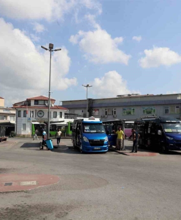 Sakarya’da kadın ve çocuklar için durak yok