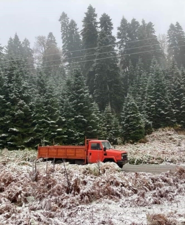 Sakarya’nın yüksek kesimleri kısmen beyaza büründü