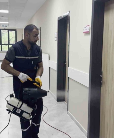 Serdivan’daki okullarda dezenfekte çalışması