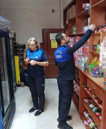 Sultangazi Belediyesi zabıta ekiplerinden okul kantinlerine sıkı denetim