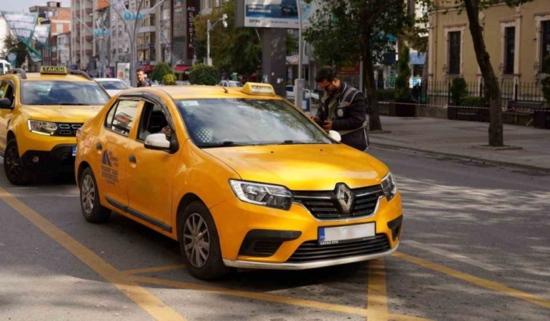 Taksilere sıkı denetim