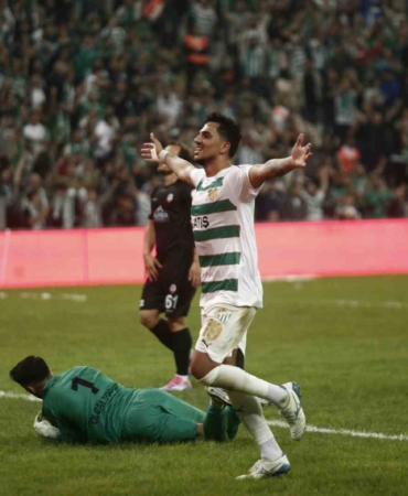 TFF 3. Lig: Bursaspor: 3 - Kahramanmaraşspor : 0