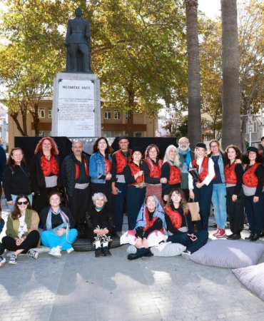 ’Tiyatro Mudanya’ tam not altı