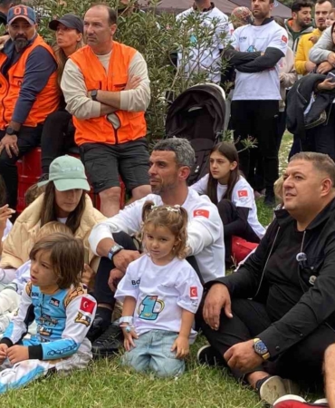 Toprak kazandı, Kenan Sofuoğlu sevindi
