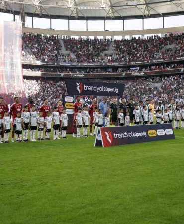 Trendyol Süper Lig: Beşiktaş: 0 - Konyaspor: 0 (Maç devam ediyor)