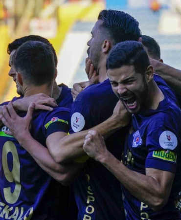 Trendyol Süper Lig: Kasımpaşa:1 - Samsunspor:0 (İlk yarı)