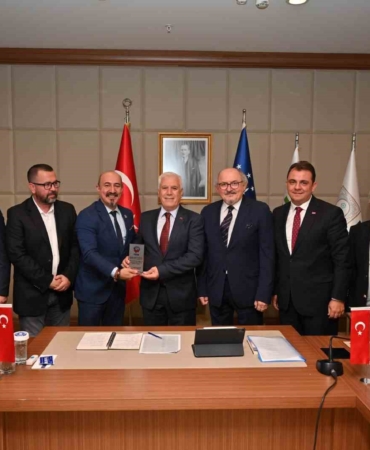 TSYD Bursa’dan Mustafa Bozbey’e ziyaret