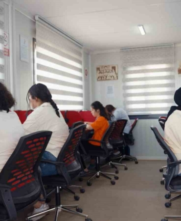 Türk Telekom ve Kızılay’ın 100. Yıl Kütüphaneleri öğrencilerin başarılarına katkı sağladı