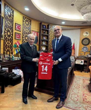 TVF Başkanı Üstündağ, MHP Genel Başkanı Devlet Bahçeli’yi ziyaret etti