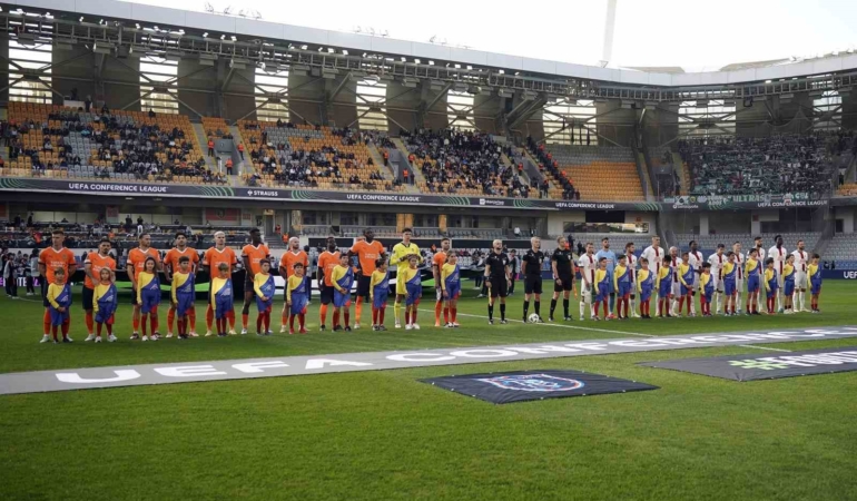 UEFA Konferans Ligi: Başakşehir: 0 - Rapid Wien: 0 (Maç devam ediyor)