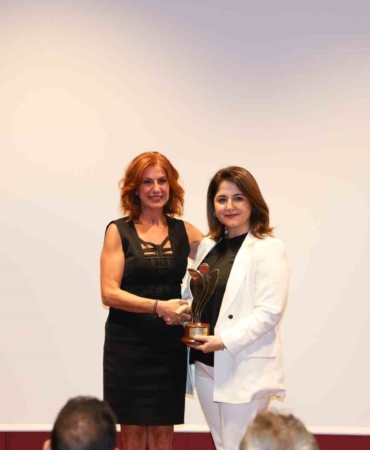 Ulusal sağlıkta liderlik: Serap Kilerci yılın yöneticisi oldu