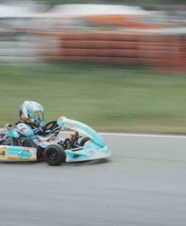 Zayn Sofuoğlu, 2 tekerden sonra 4 tekerde de şampiyonluğunu ilan etti